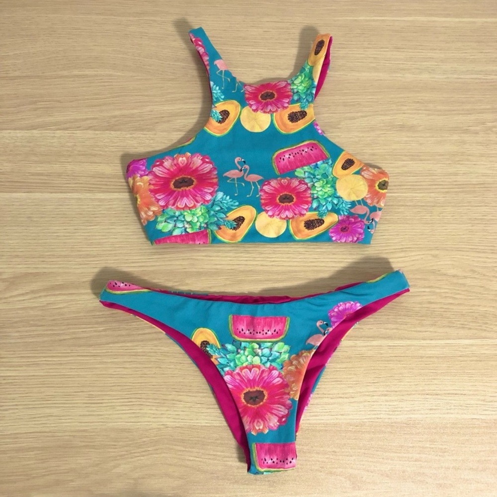 NWOT Lului Bikinis Set